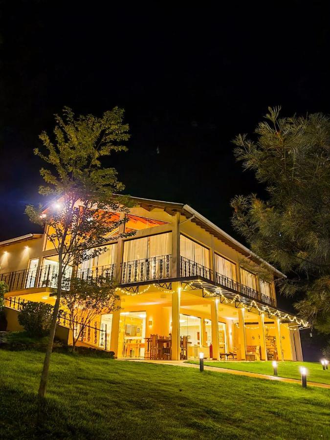 Pousada Fazenda Peroba Rosa Pedregulho Exteriör bild